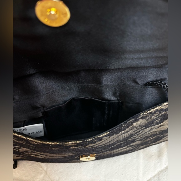 Vintage Black Lace Evening Handbag with Snap Closure - Picture 4 of 4